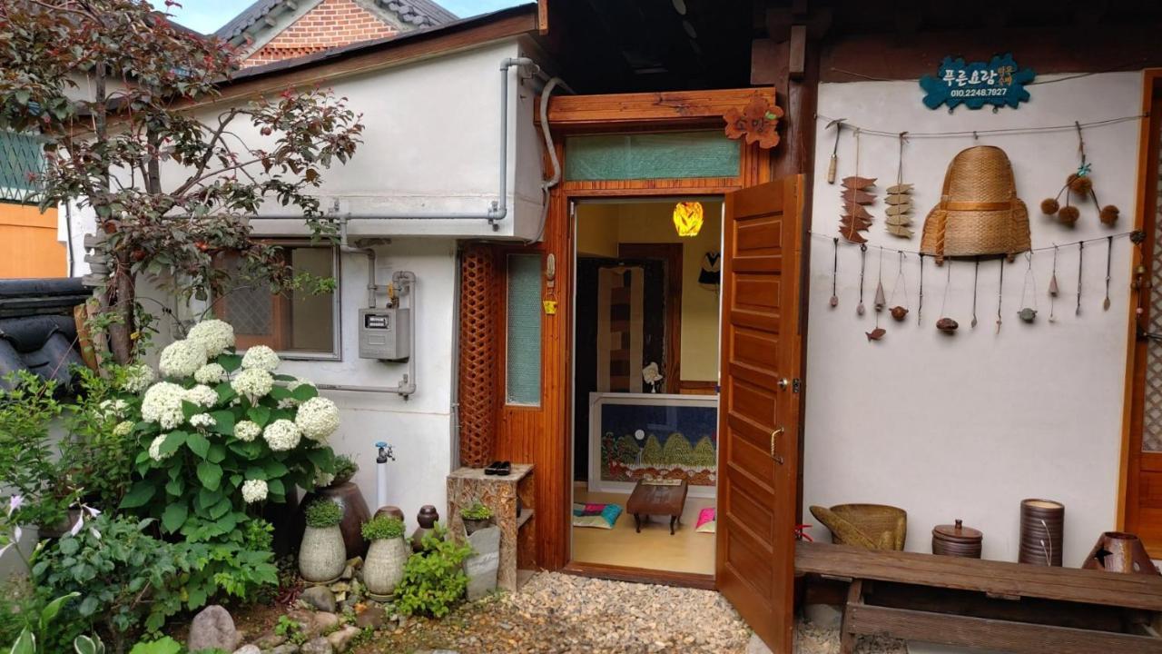 Hotel The Blue Cradle à Jeonju Extérieur photo