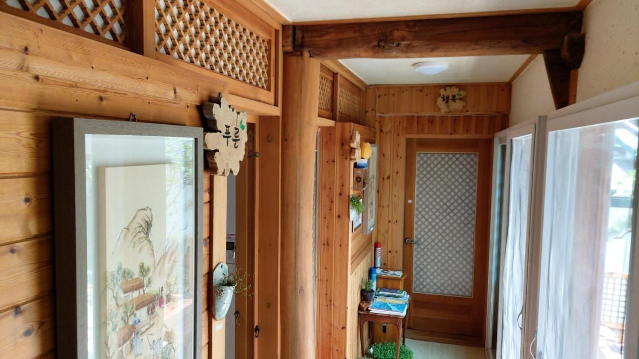 Hotel The Blue Cradle à Jeonju Extérieur photo