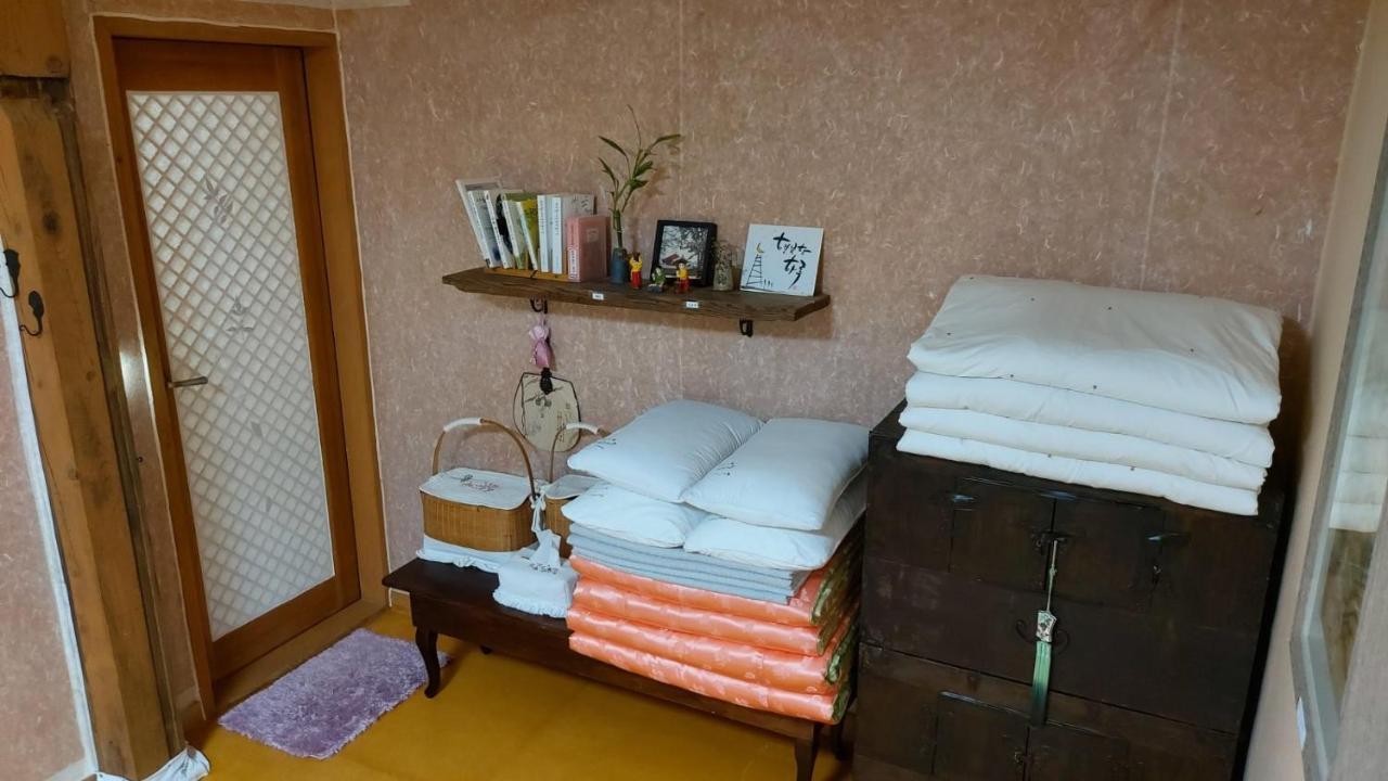Hotel The Blue Cradle à Jeonju Extérieur photo