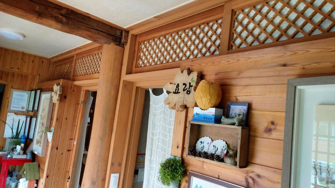 Hotel The Blue Cradle à Jeonju Extérieur photo